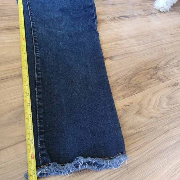 Joe Fresh Womens Size 10 High Rise Crop Jeans - Picture 8 of 8